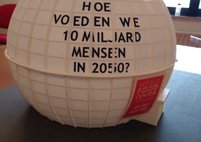 Modelleren, 3D Printen en samenstellen van Stingerbol voor Floriade